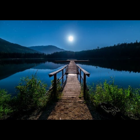 Meet your Posher, Danielle - Picture 3 of 3